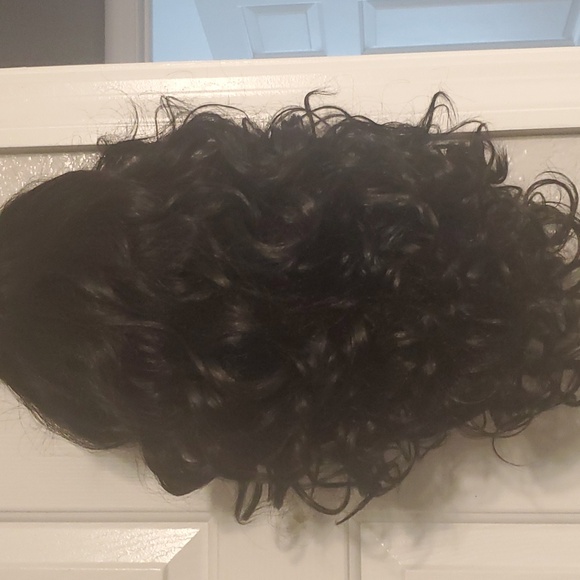 Vivica A Fox Blavk Lace Front Wig - Picture 2 of 5